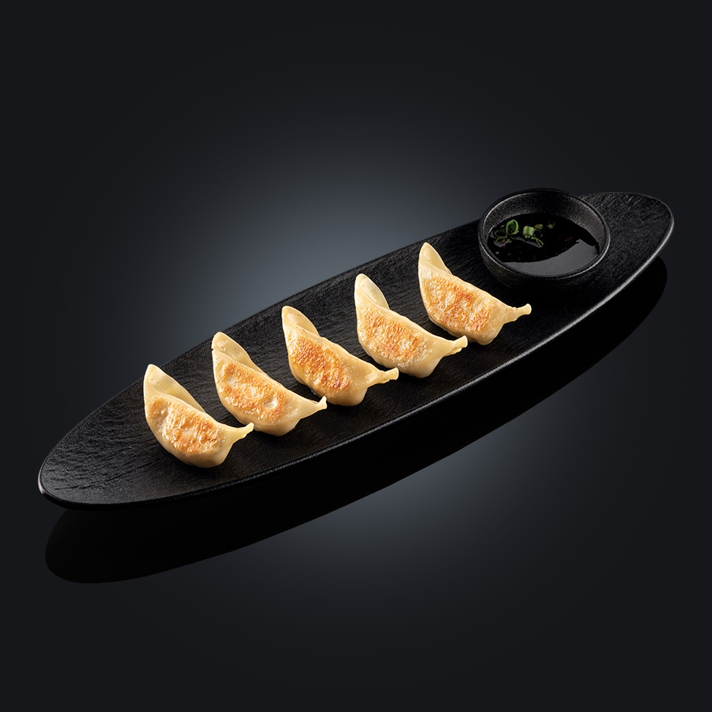 Гедза с лососем и креветками